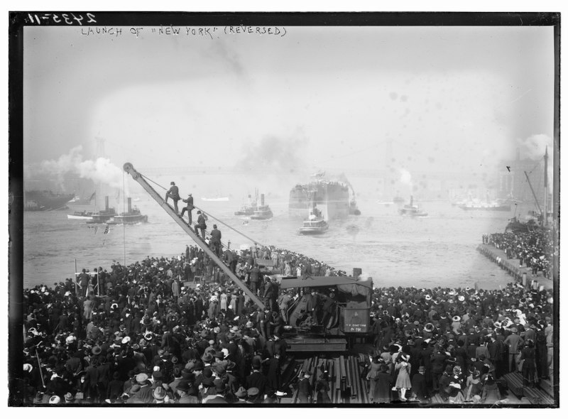 File:Launch of NEW YORK (reversed) LCCN2014690702.tif