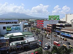 Legazpi Port District, Quezon Avenue