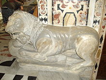 Pisan lion in the cathedral LeoneduomoCA3.jpg