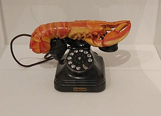 <i>Lobster Telephone</i> Surrealist art sculpture