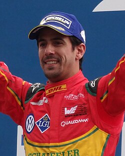 לוקאס דה גראסי הזוכה באליפות הנהגים