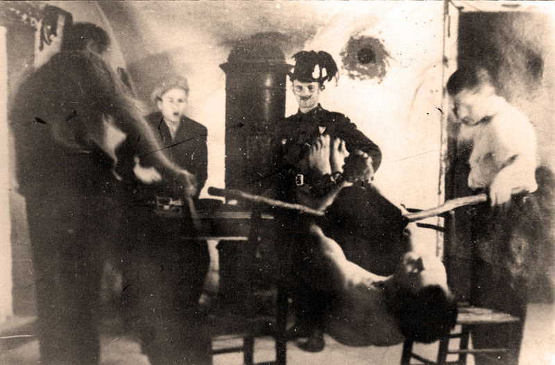 File:Magyar fascists torturing prisoner.jpg