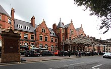 The facade of Marylebone Station, designed by Henry William Braddock Marylebone Station, geograph 4193120 by John Salmon.jpg