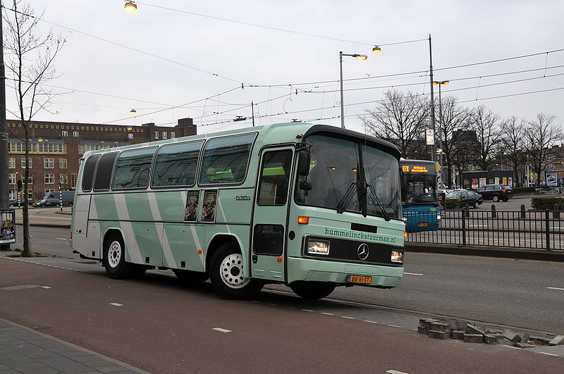 File:Mercedes Benz D 303 (artiesten)bus - Flickr - FaceMePLS.jpg