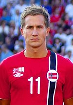 Morten Gamst Pedersen vs England May 2012 (cropped).jpg