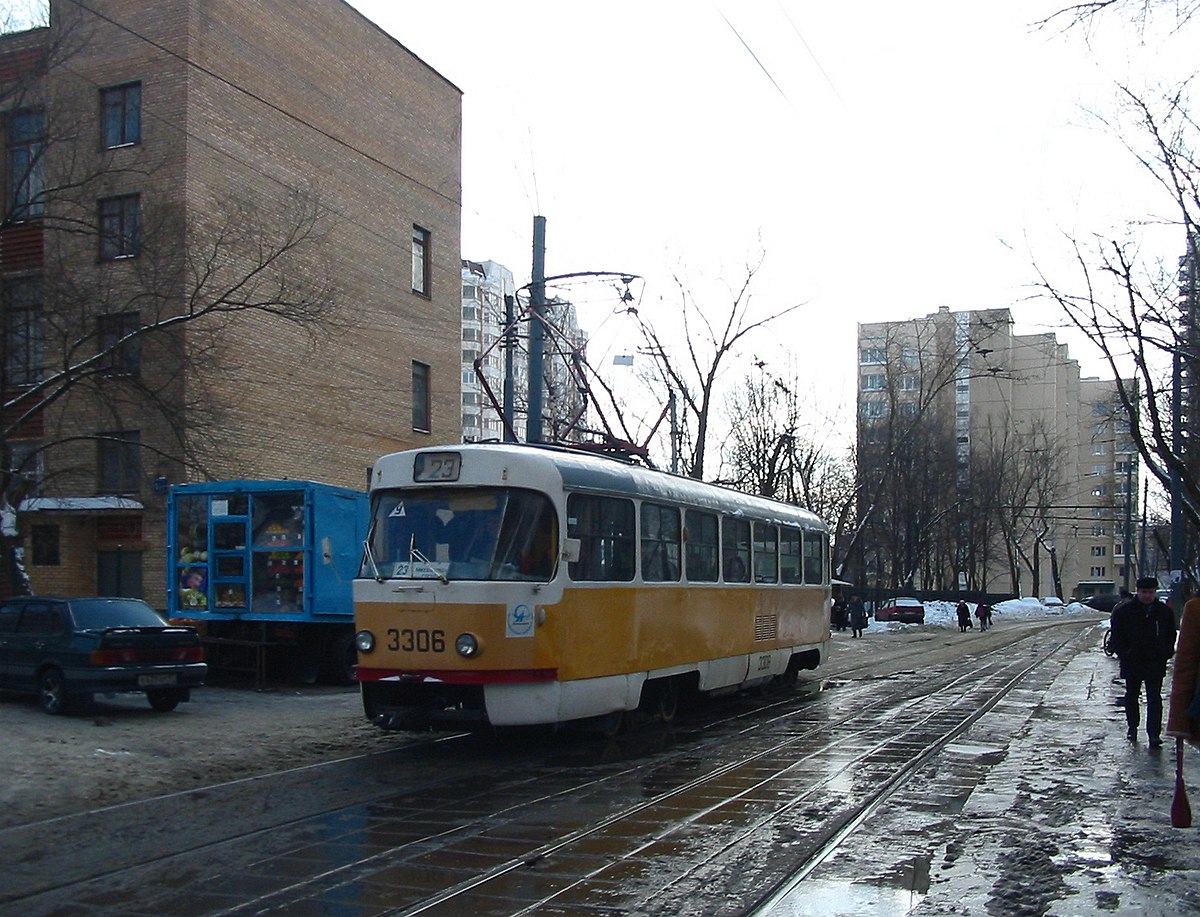 Трамвай 46 расписание. Трамвай 46 Москва. Трамвай 32 Москва. Трамвай Татра чистые пруды. Трамвай 46 фото.