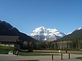 Mt. Robson - panoramio.jpg