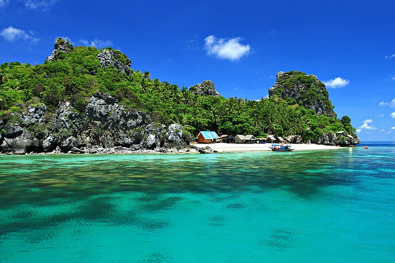 File:Mu Ko Chumphon National Park Chumphon Thailand.jpg