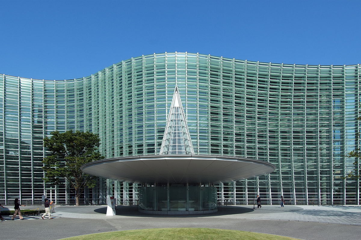 Национальный центр искусств; Токио внутри
