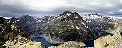 Neouvielle Lac de Cap de Long מ Pas du Chat panorama.jpg