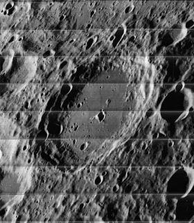 Snímek sondy Lunar Orbiter - V.