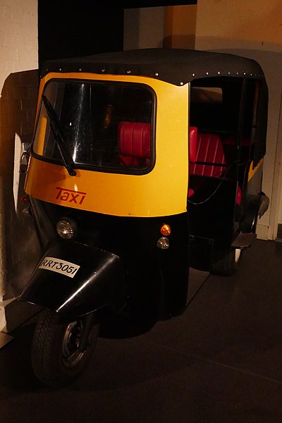 File:Octopussy - Tuk-Tuk Taxi.jpg