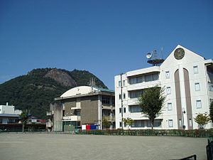 Ohtsuki-City-College-2013092102.jpg