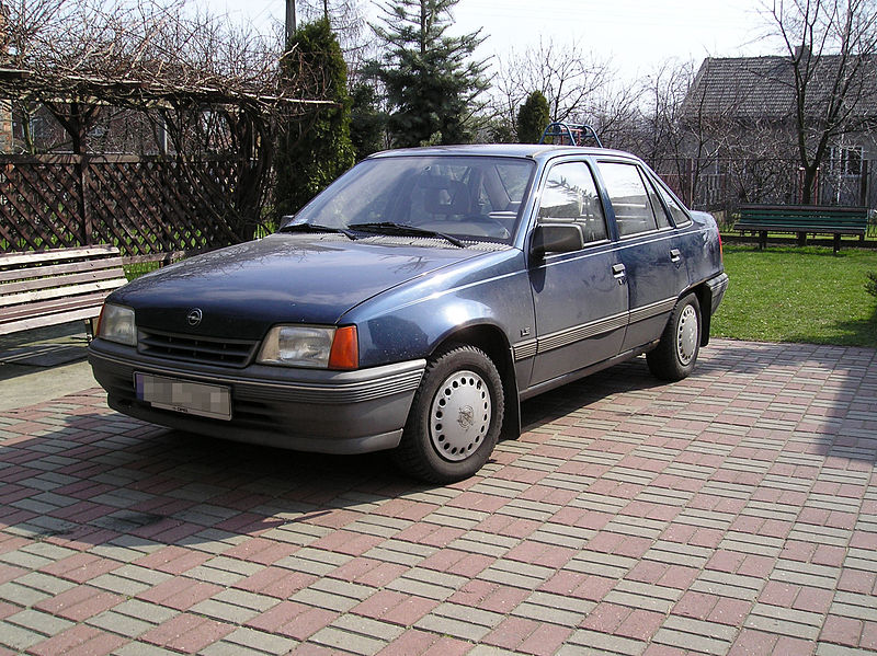 File:Opel Kadett E sedan.JPG