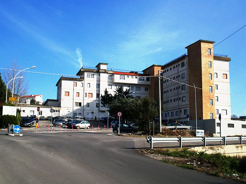 Ospedale Maria delle Grazie - Cerreto Sannita.JPG