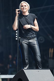 PVRIS - 2018154150927 2018-06-03 Rock am Ring - 1D X MK II - 0432 - AK8I6861.jpg