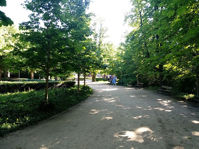 File:Park Dreszera, Warszawa (3).jpg