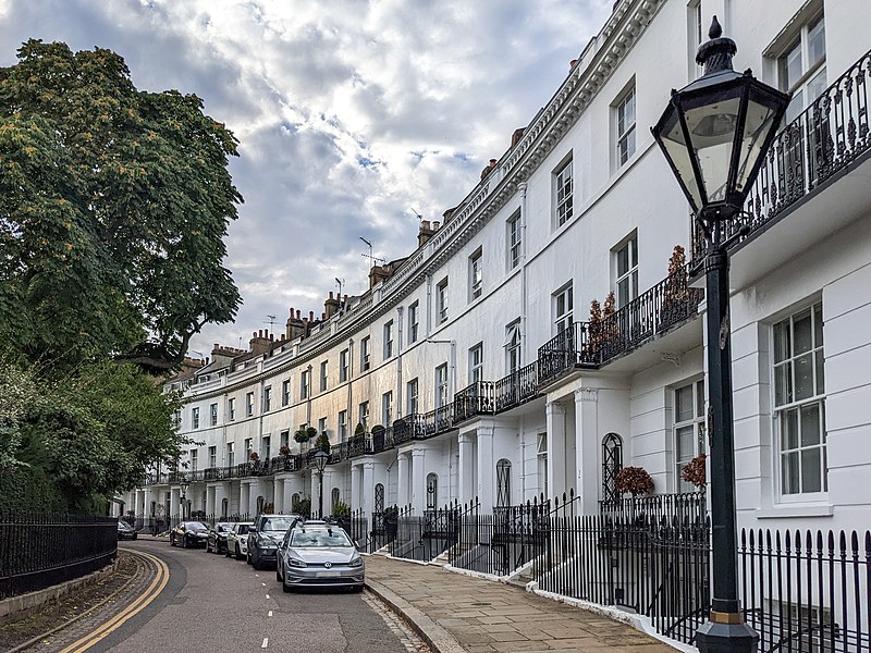 File:Pelham Crescent, London.jpg