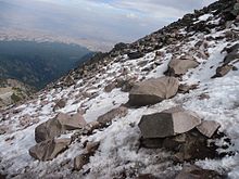 Sección de lajas, con presencia de hielo