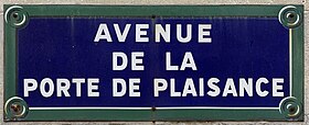 Voir la plaque.