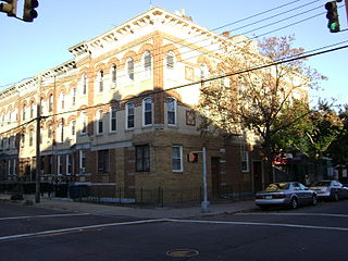 <span class="mw-page-title-main">Seneca–Onderdonk–Woodward Historic District</span> Historic district in New York, United States