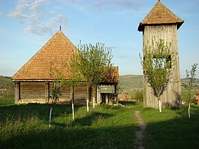 Biserica de lemn din satul Tău (monument istoric)
