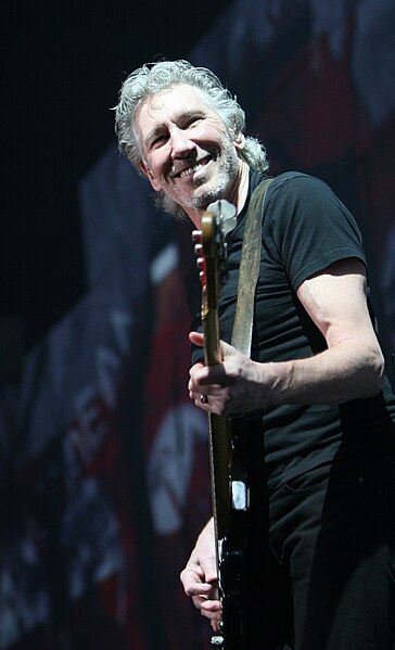 File:Roger Waters en el Palau Sant Jordi de Barcelona (The Wall Live) - 04 (crop).jpg