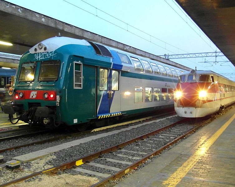 File:Roma Termini (24804198821).jpg