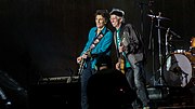 Thumbnail for File:Ronnie Wood, Keith Richards smile onstage - London, 22 May 2018 (41437871375).jpg