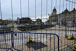 The site entrance to the Queen's Gardens renovation site via the Rose Bowl in Kingston upon Hull.