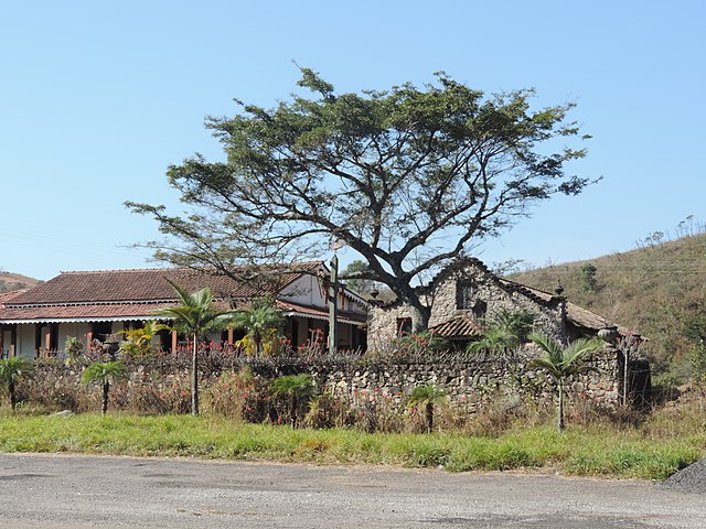 Casa no distrito Rio das Mortes