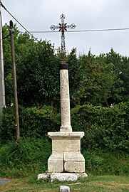 Saint-Sulpice-et-Cameyrac Cross of the Way 2.JPG