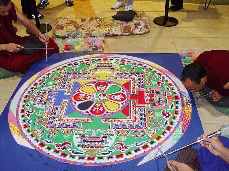 File:Sandmandalas12.JPG