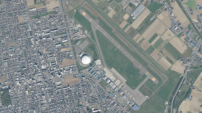 File:Sapporo airfield aerial photograph 2020.jpg