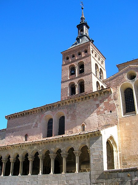 File:Segovia - San Martin 07.jpg