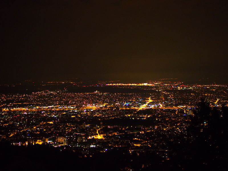 File:Stadt Zürich Nacht Bild 2.JPG