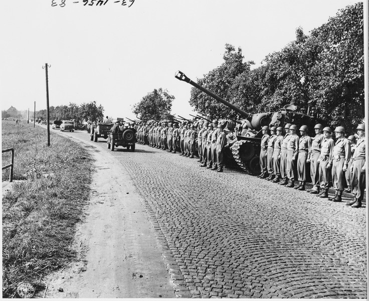 File:Tanks and men of the 3rd Armored Division, 23rd Corps, Seventh Army, line a highway as President Harry S. Truman... - NARA - 198930.tif