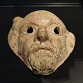 Máscara de terracota no Museo Británico.