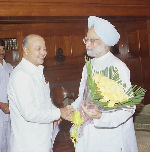 The Chief Minister of Himachal Pradesh Shri Virbhadra Singh calls on the Prime Minister Dr. Manmohan Singh in New Delhi on 2 June 2004