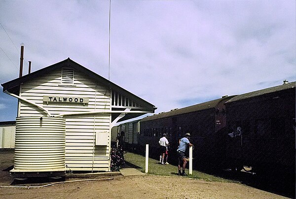 The Dirranbandi Mail at Talwood station on 13 November 1987