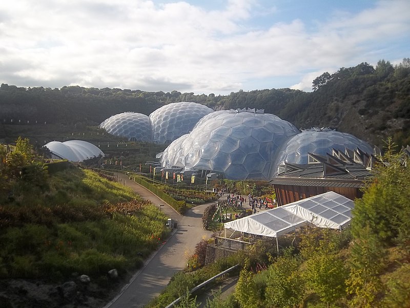 File:The Eden Project, Cornwall.JPG