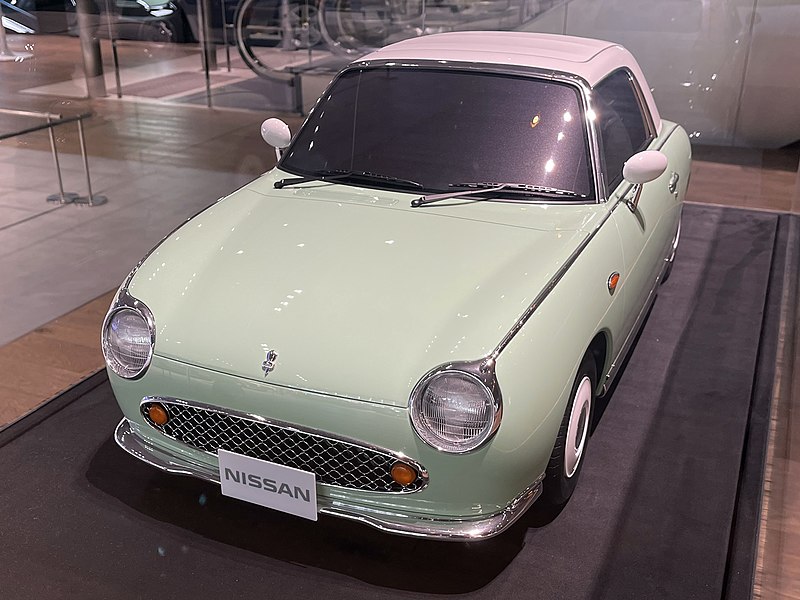 File:The frontview of Nissan Figaro (E-FK10) model car.jpg