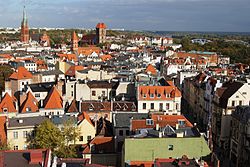 Toruń, dzielnica staromiejska (widok z wieży Ratusza Staromiejskiego) (2).JPG