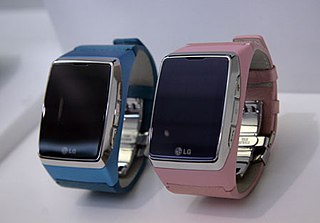 <span class="mw-page-title-main">LG GD910</span> 2009 South Korean watch phone