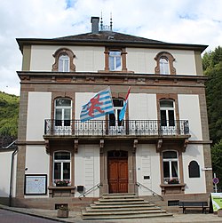 Town hall Esch-sur-Sûre 2012-07.JPG
