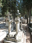 Tumba de Eduardo Sojo, cementerio civil de Madrid 02.jpg