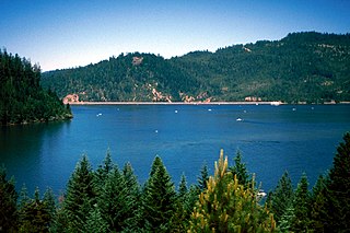 <span class="mw-page-title-main">Lost Creek Lake</span> Reservoir in Jackson County, Oregon