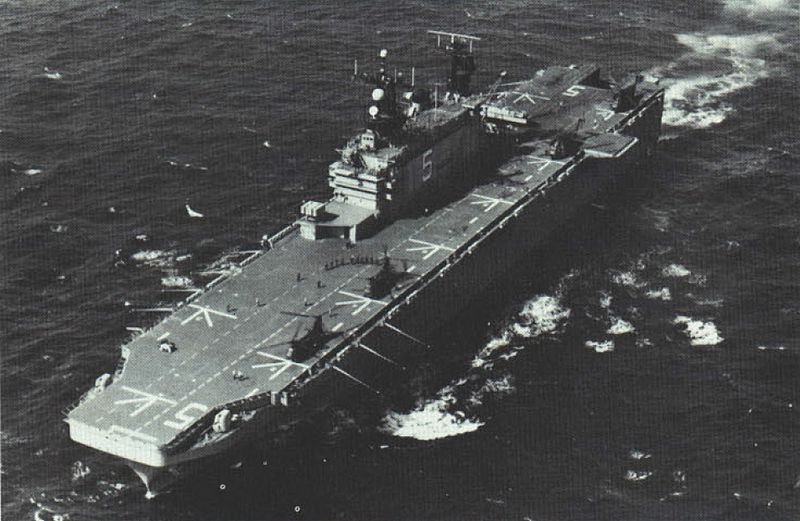 File:USS Peleliu (LHA-5) off Australia in 1982.jpg