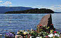 Minnestein på brygga ved Utvika Camping Foto: Paal Sørensen 2011