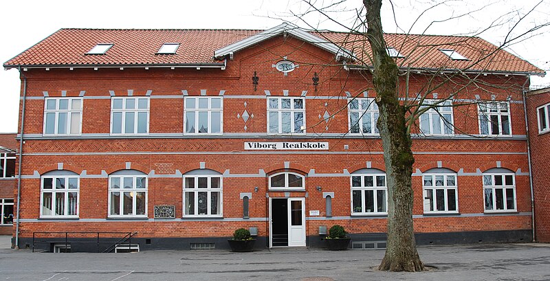 File:Viborg Realskole.jpg